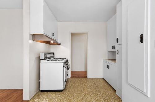 1427 Garfield Ave, Glendale CA 91205-3813 exterior