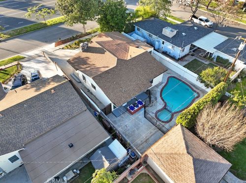 5842 Woodruff Ave, Lakewood CA  90713-1528 exterior