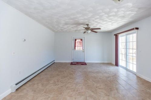 33 Hopkins Ave, Providence RI 02919-1505 exterior