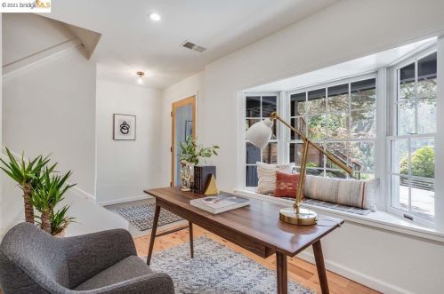 6600 Heather Ridge Way, Oakland, CA 94611-1211