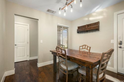 615 Devonshire Dr, Liberty Farms CA  95620-2210 exterior