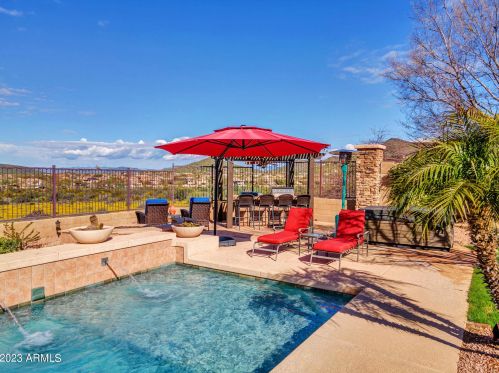 35804 27th Dr, Phoenix AZ  85086-5519 exterior