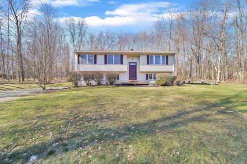14 Tedford Dr, Coventry, CT 06238-1273