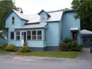 13 Platt St, Hog Island, VT 05488-1210