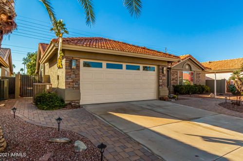 10645 Coopers Hawk Dr, Chandler, AZ 85248-7734