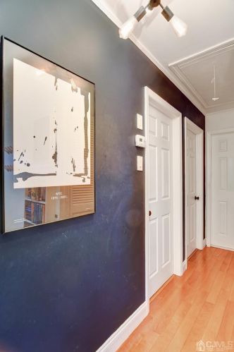 47 Charles Ter, Piscataway NJ  08854-5338 exterior