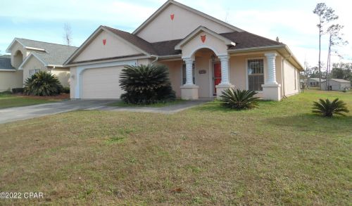 4953 Wateroak Dr, Marianna, FL 32446-0105