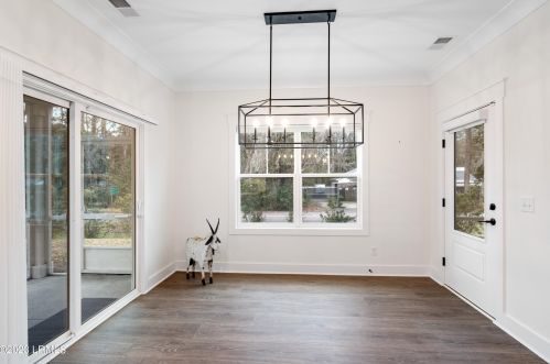 2 Faculty Dr, Beaufort SC  29907-2528 exterior