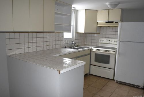 26 Orange Rd, Florida NY  10921-1907 exterior