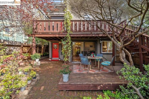 2122 Sacramento St, Berkeley CA  94702-1905 exterior