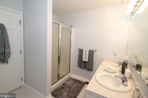 35 Marble House Dr, Bear DE  19701-4023 exterior