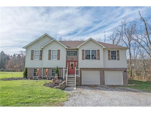 1012 Penn Wright Ln, Trafford, PA 15085-9790