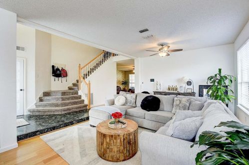 2213 Brooklake St, Denton TX  76207-1623 exterior