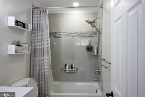 350 Pine Valley Rd, Dover DE  19904-7113 exterior