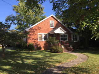 1405 Woodlawn Ave, Maryville, TN 37804-4167