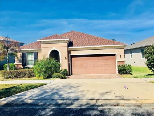 2915 Etowah Park Blvd, Tavares, FL 32778-2002