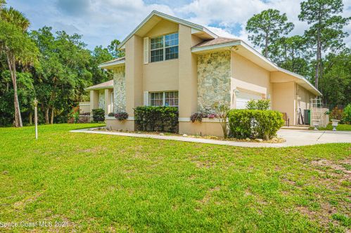 5635 Canvasback Dr, Mims, FL 32754-6527