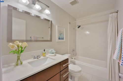 3074 Fostoria Cir, Danville CA  94526-5563 exterior