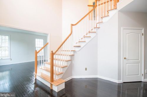 14 Leicester Ct, Princeton NJ  08540-7335 exterior