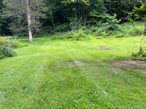 113 Lighthouse Rd, Woodbury CT  06798-2705 exterior