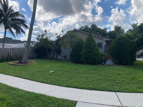 1156 Block Island Rd, West Palm Beach, FL 33414-5539