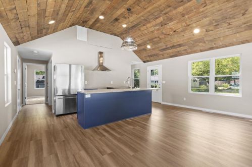 11618 Maple Beach Dr, Edgerton WI  53534-9078 exterior