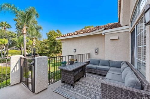 2 Carmesi, Trabuco Canyon, CA 92688-1654