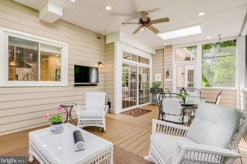 11406 Wild Bramble Way, Herndon VA  20194-1001 exterior