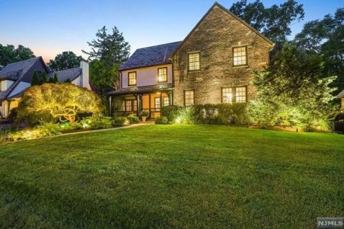 16 The Fairway, Montclair NJ  07043-2534 exterior