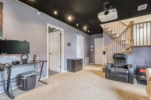 22 Hickory Ln, Garnerville NY  10923-1906 exterior