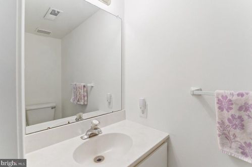 349 Danbury Ct, Glen Mills PA  19342-2041 exterior