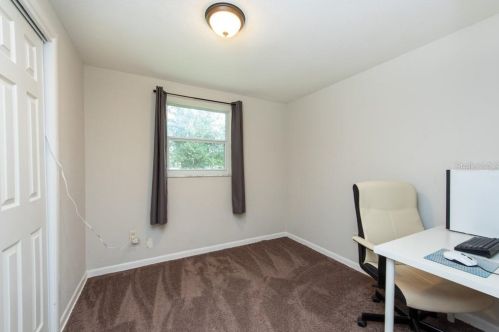 9741 Fowler Ave, Thonotosassa FL  33592-3415 exterior