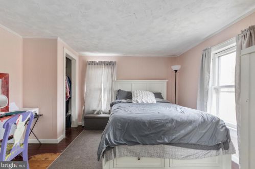 616 Branch St, Strasburg VA  22657-2024 exterior