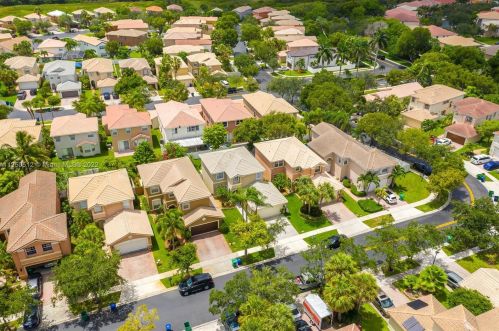 15042 20th St, Hollywood FL  33027-4363 exterior