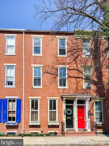 222 Cumberland St, Harrisburg, PA 17102-2718