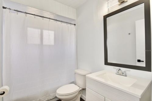 2394 Kerridale St, Deltona FL  32738-8720 exterior