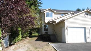 5701 99th Street Ct, Puyallup, WA 98373-1083