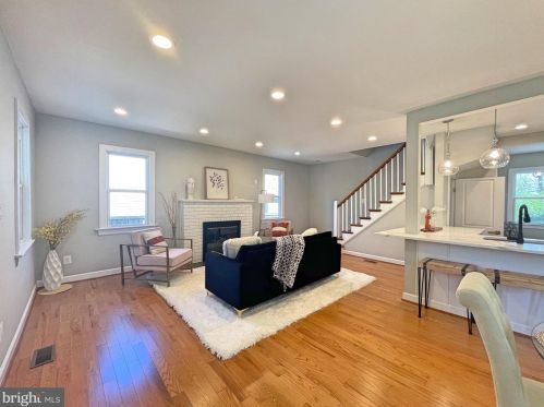 2815 Greenway Blvd, Falls Church VA  22042-2057 exterior