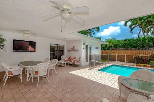 3220 37th St, Hollywood FL  33021-2636 exterior
