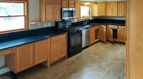 139 Schofield Rd, West Milford Lakes NJ  07480-4538 exterior