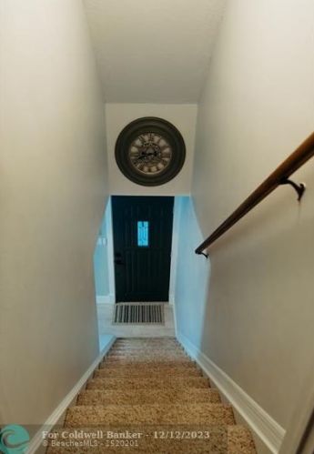 430 Emerald Ave, Fort Pierce FL  34945-2123 exterior