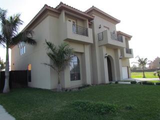 2426 20th St, Mission TX  78572-3389 exterior