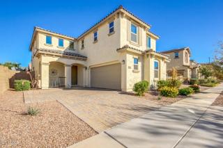 3014 Ivanhoe St, Gilbert, AZ 85295-9069