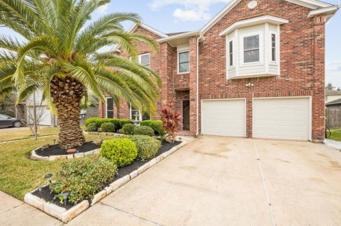 4507 Fox Run St, Pearland, TX 77584-9236