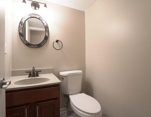 5010 Nob Hl Dr, Newport KY  41075-4096 exterior
