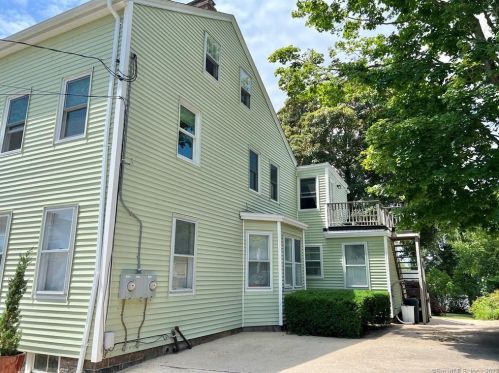 106 Elm St, Stonington, CT 06378-1166