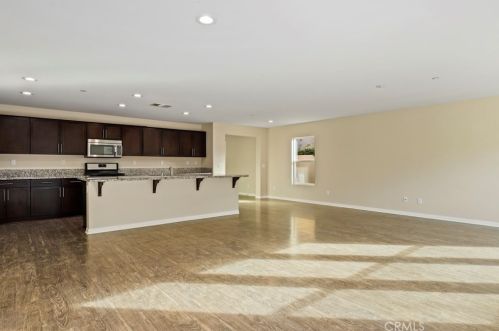 4167 Ladrillo St, Lake Elsinore CA  92530-2016 exterior