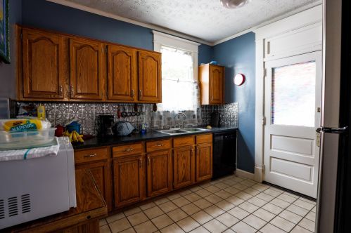 838 Locust Ave, Zanesville OH  43701-2414 exterior