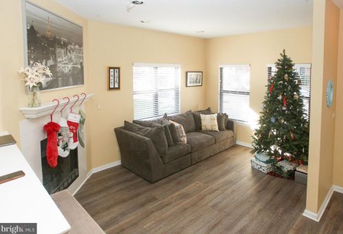 1404 Harrison St, Wilmington, DE 19806-3114