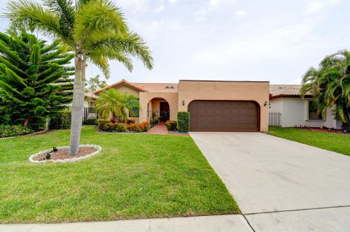 7630 Solimar Cir, Boca Raton, FL 33433-1035
